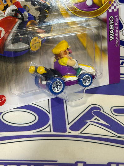 GBG32 WARIO MARIO KART