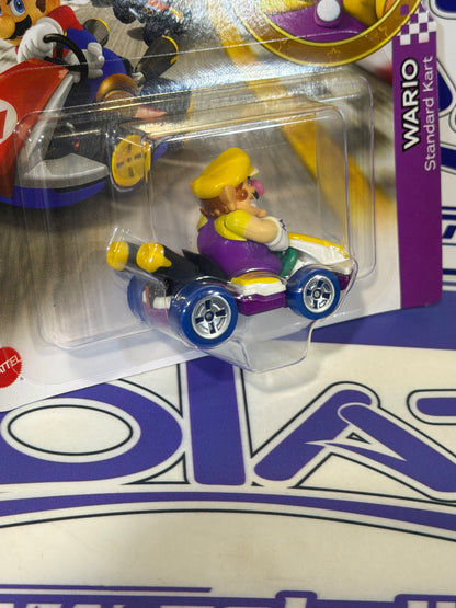 GBG32 WARIO MARIO KART