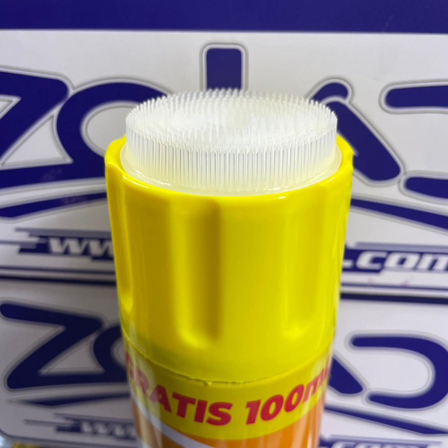 LIMPIADOR MULTIUSOS EN ESPUMA CON CEPILLO 750ML
