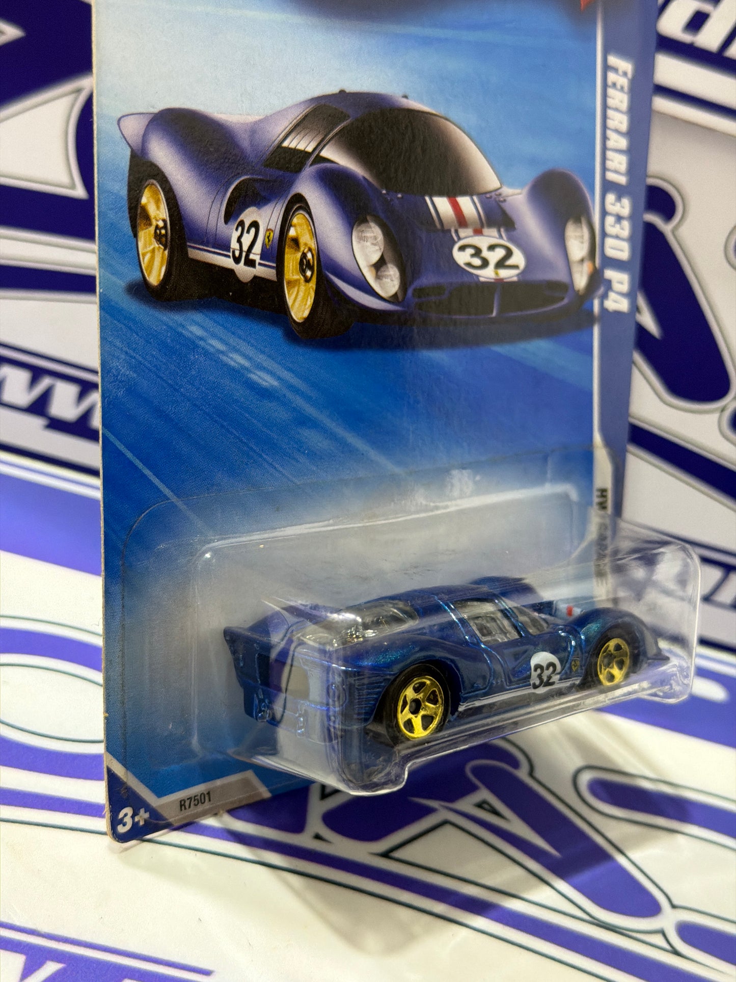 R7501 FERRARI 330 P4