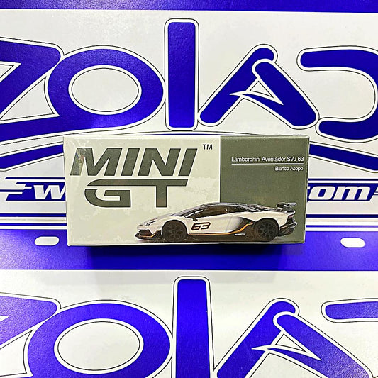 842 LAMBORGHINI AVENTADOR SVJ 63