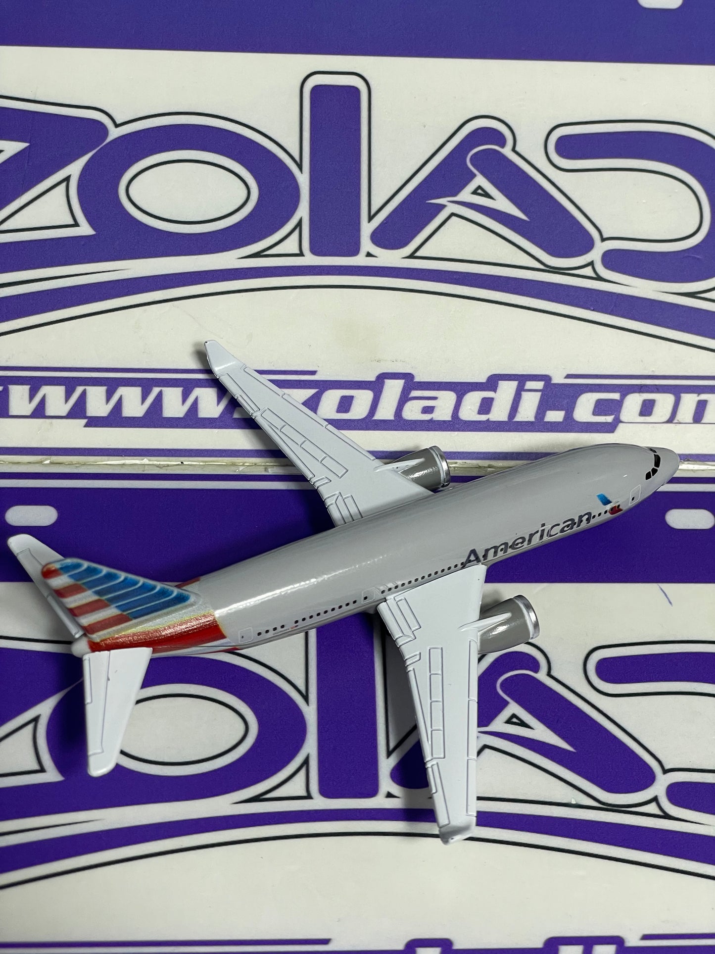 AVIÓN AMERICAN