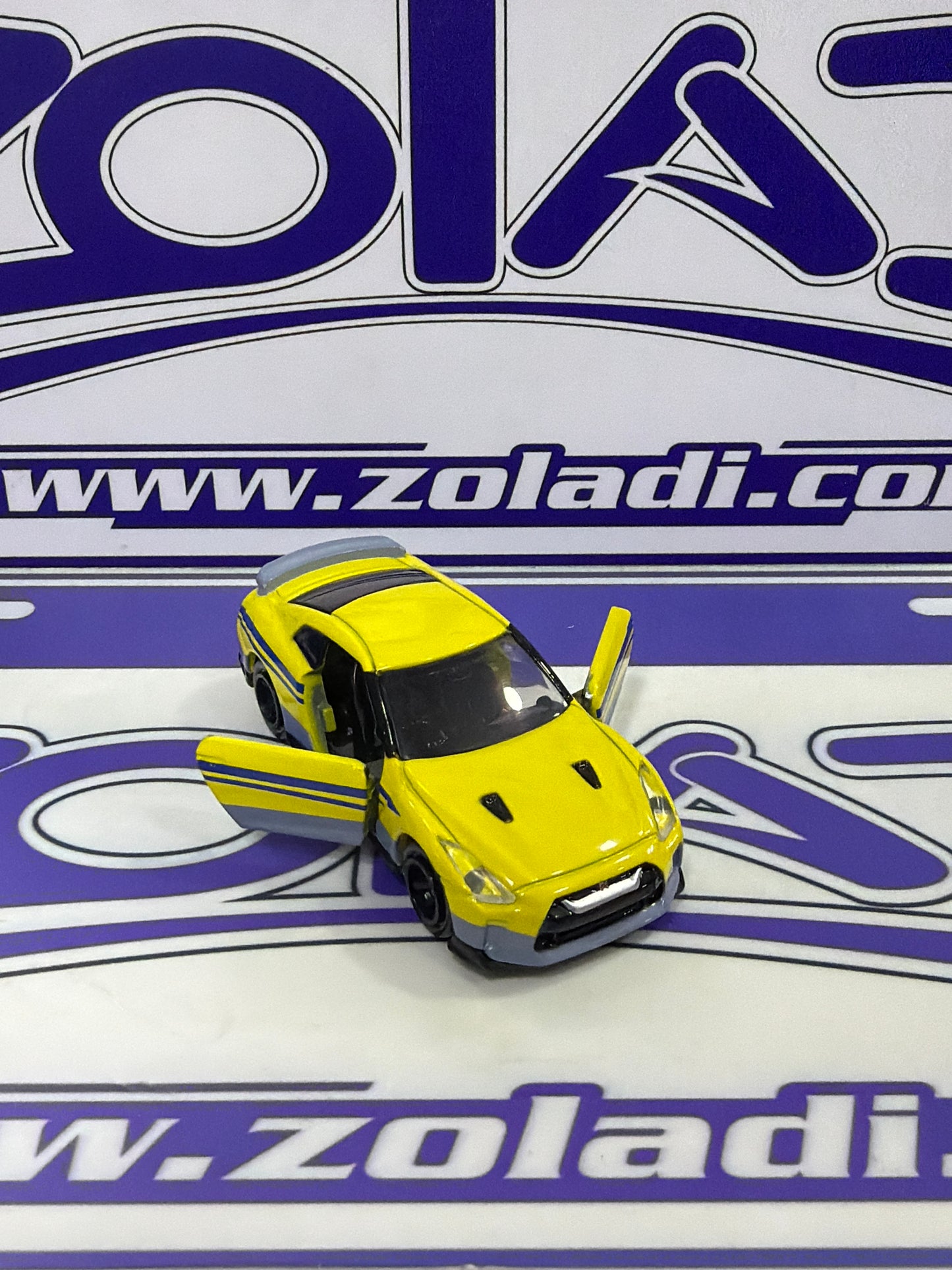 NISSAN GTR TAKARA TOMY