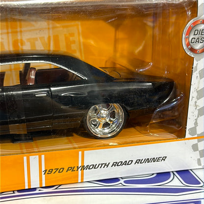 Plymouth Road Runner 1/24