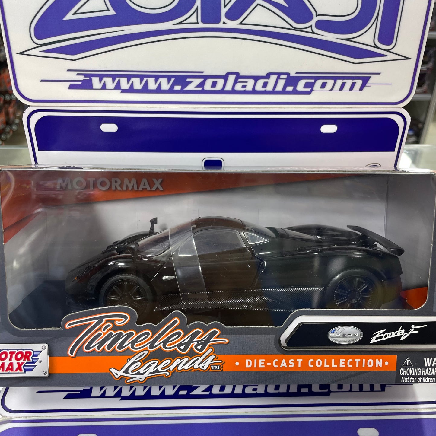 1/24  PAGANI ZONDA F