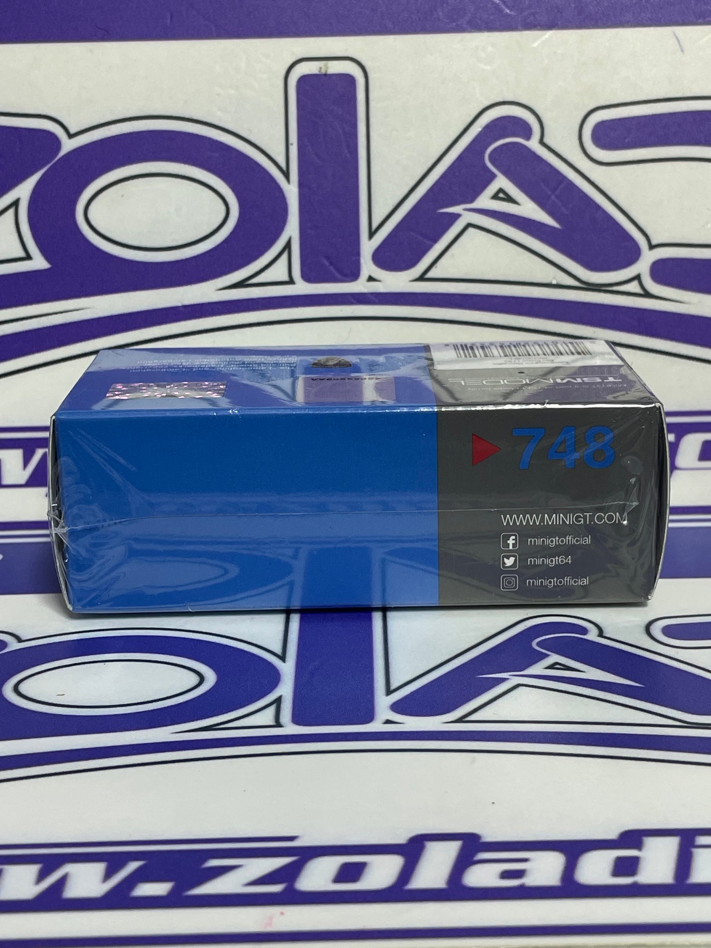 748 MINIGT LAMBORGHINI REVUELTO