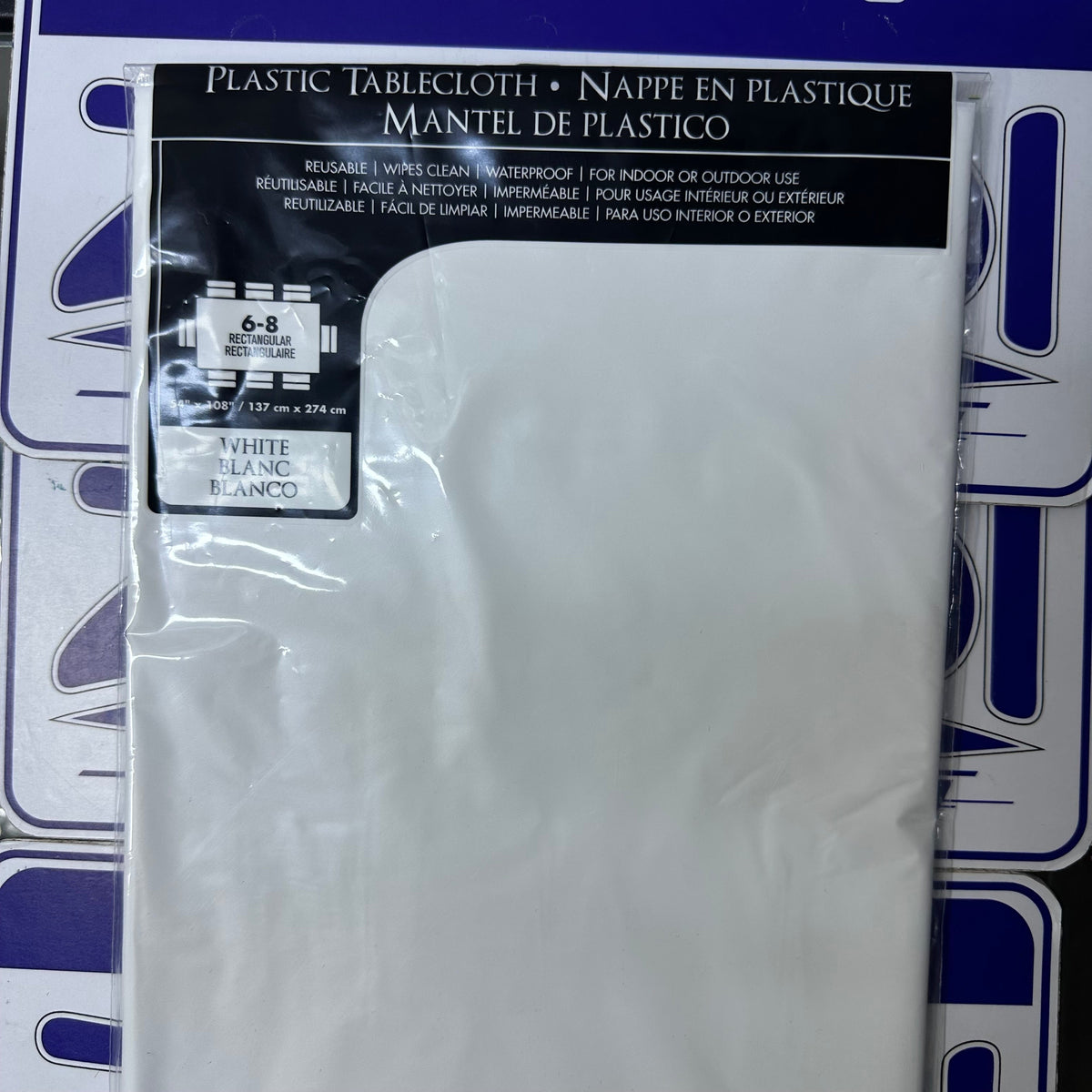 MANTEL DESECHABLE DE PLÁSTICO 137 CM X 274 CM