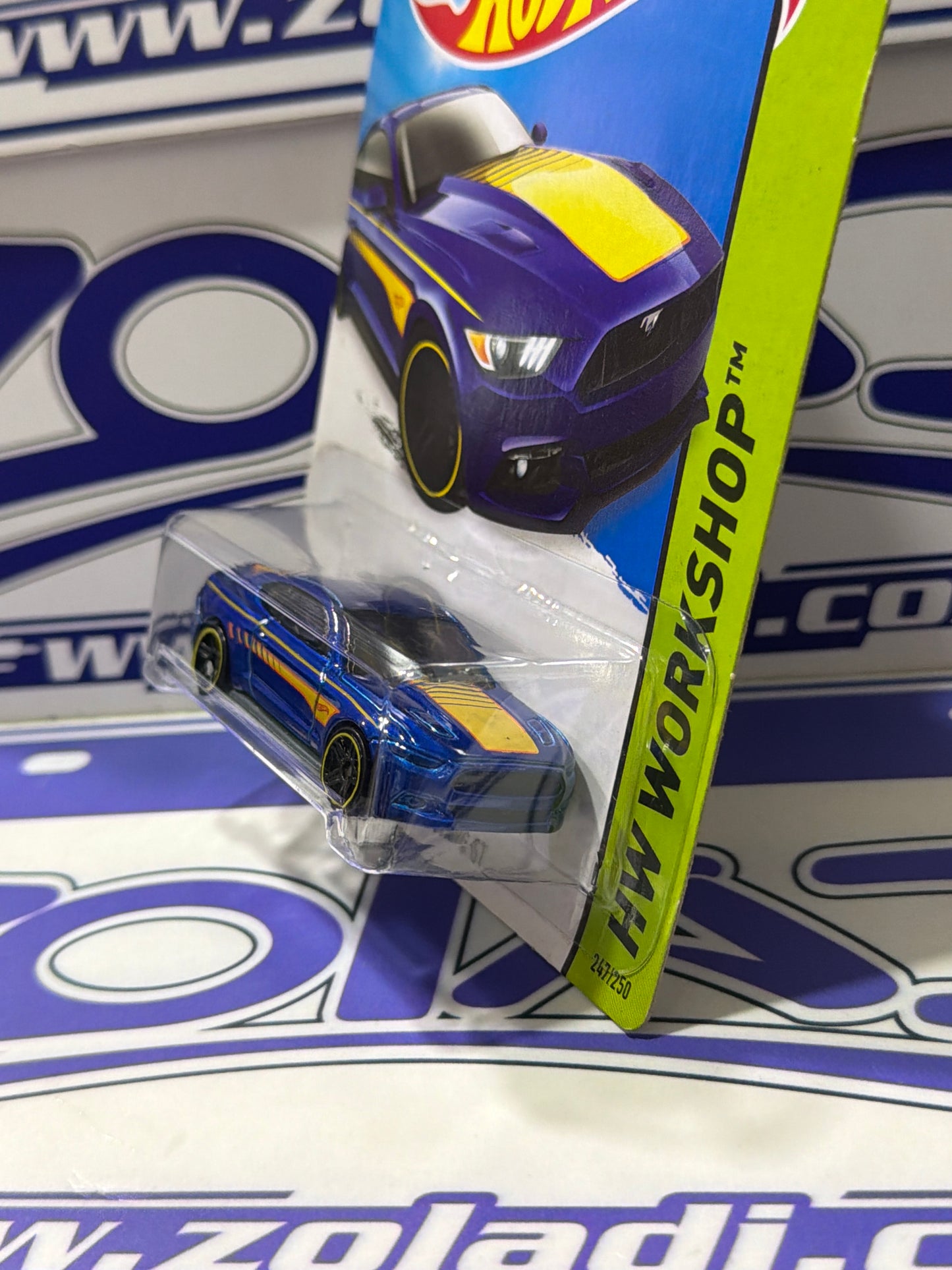 CFJ24 FORD MUSTANG GT