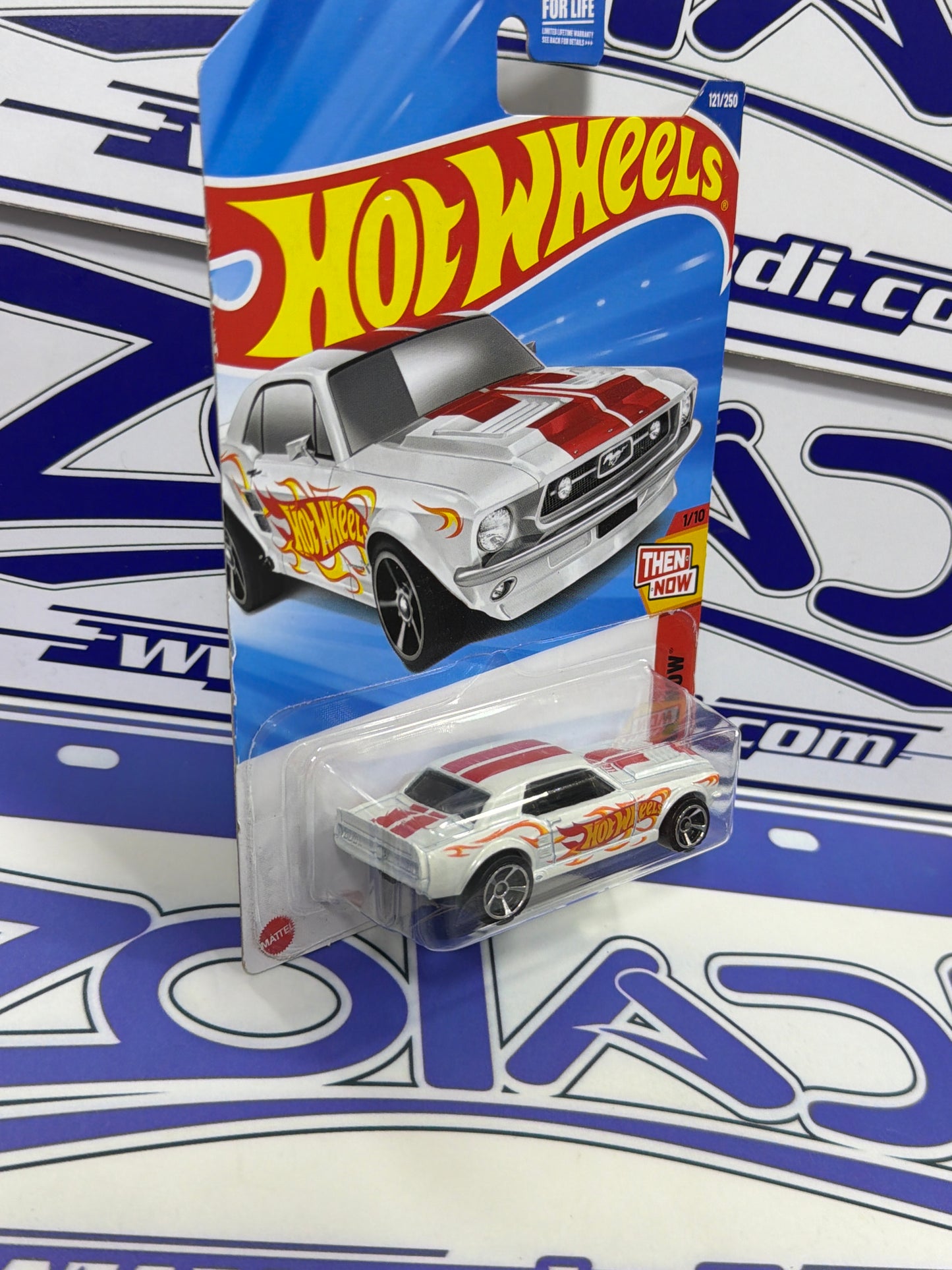 HYY62  67 FORD MUSTANG COUPE