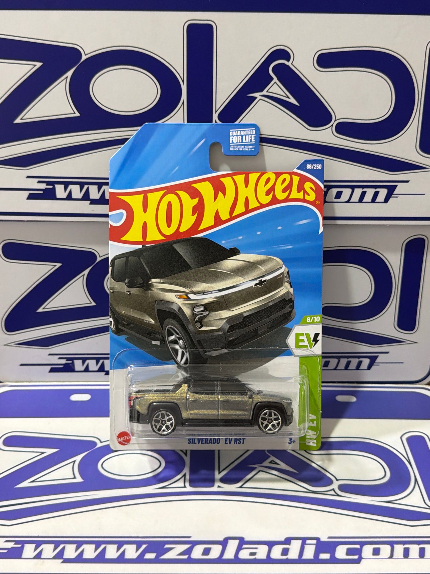 HYY28 SILVERADO EV RST