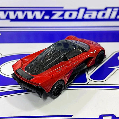 SU ASTON MARTIN VALHALLA