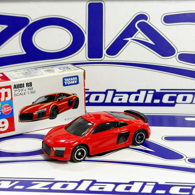 39 AUDI R8 TAKARA TOMY