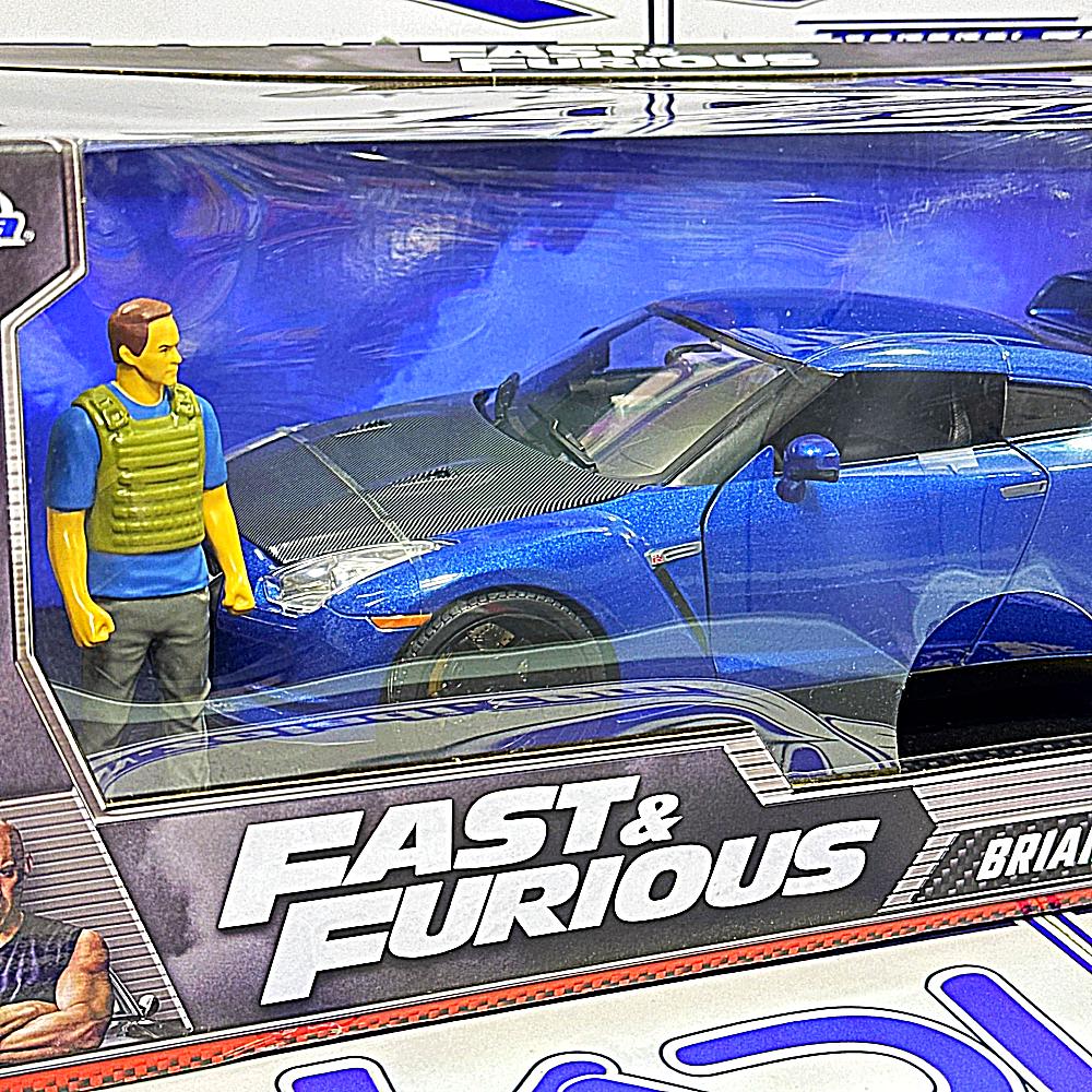 31142 BRIAN Y NISSAN GTR R35 1/18