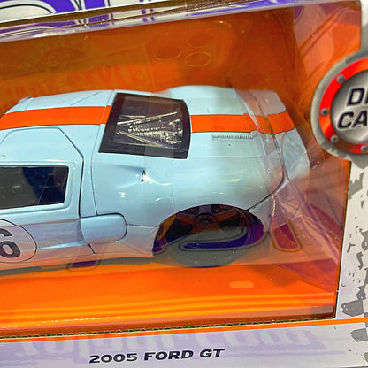 36373 1/24 2005 FORD GT