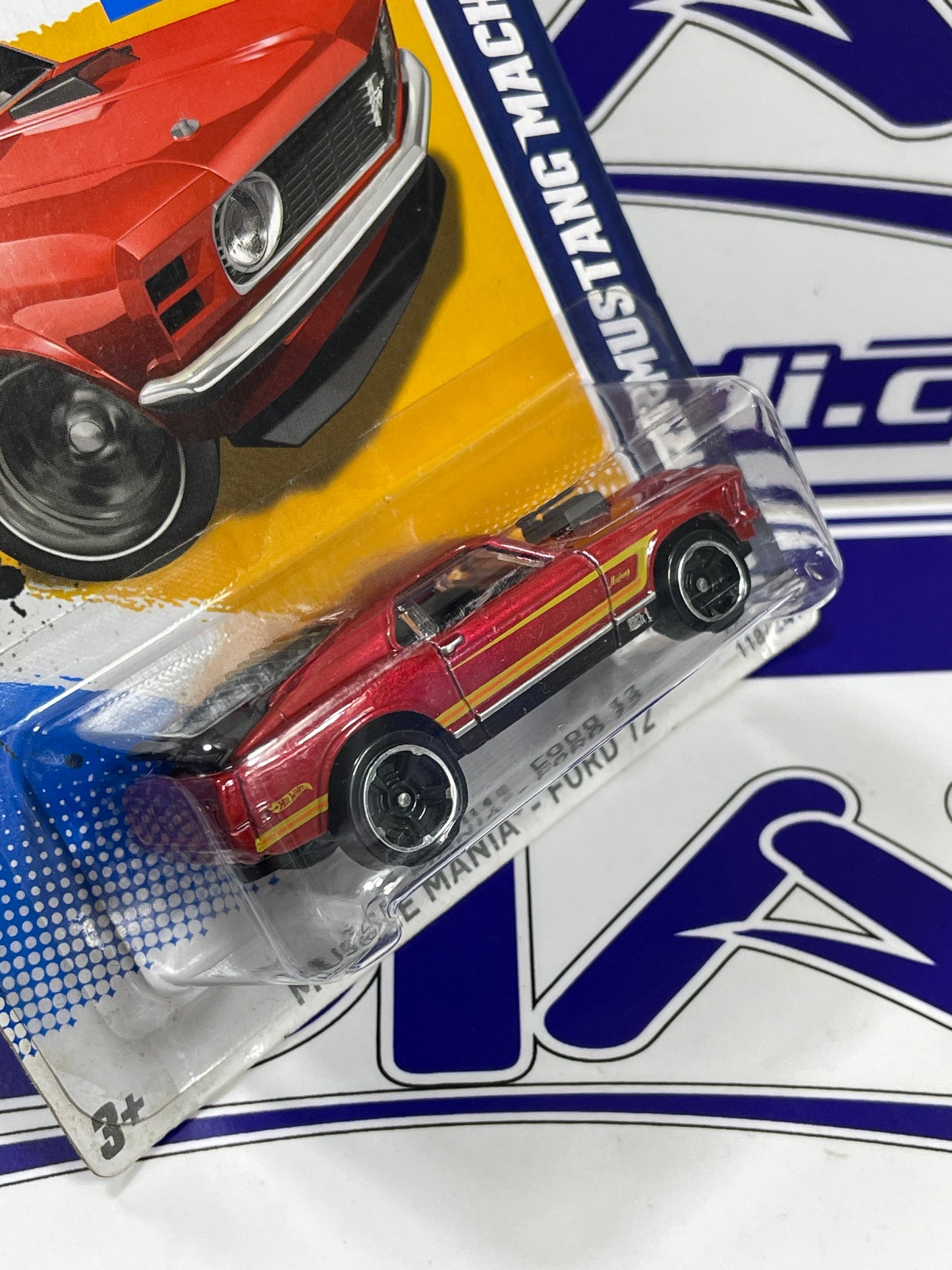 V5421 70 FORD MUSTANG MACH 1