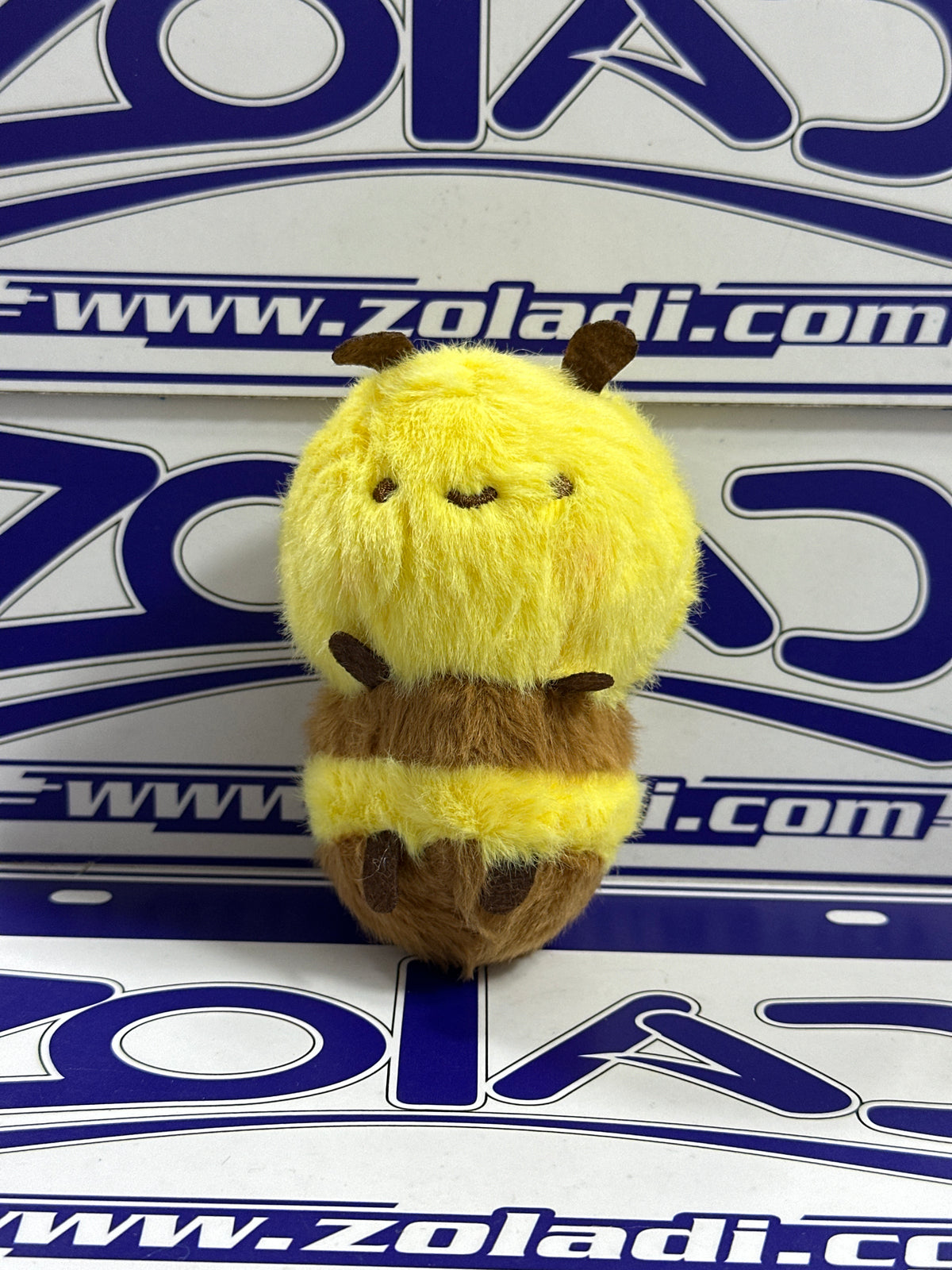 LLAVEROS DE PELUCHE DE ABEJITA CUTE ALEATORIOS