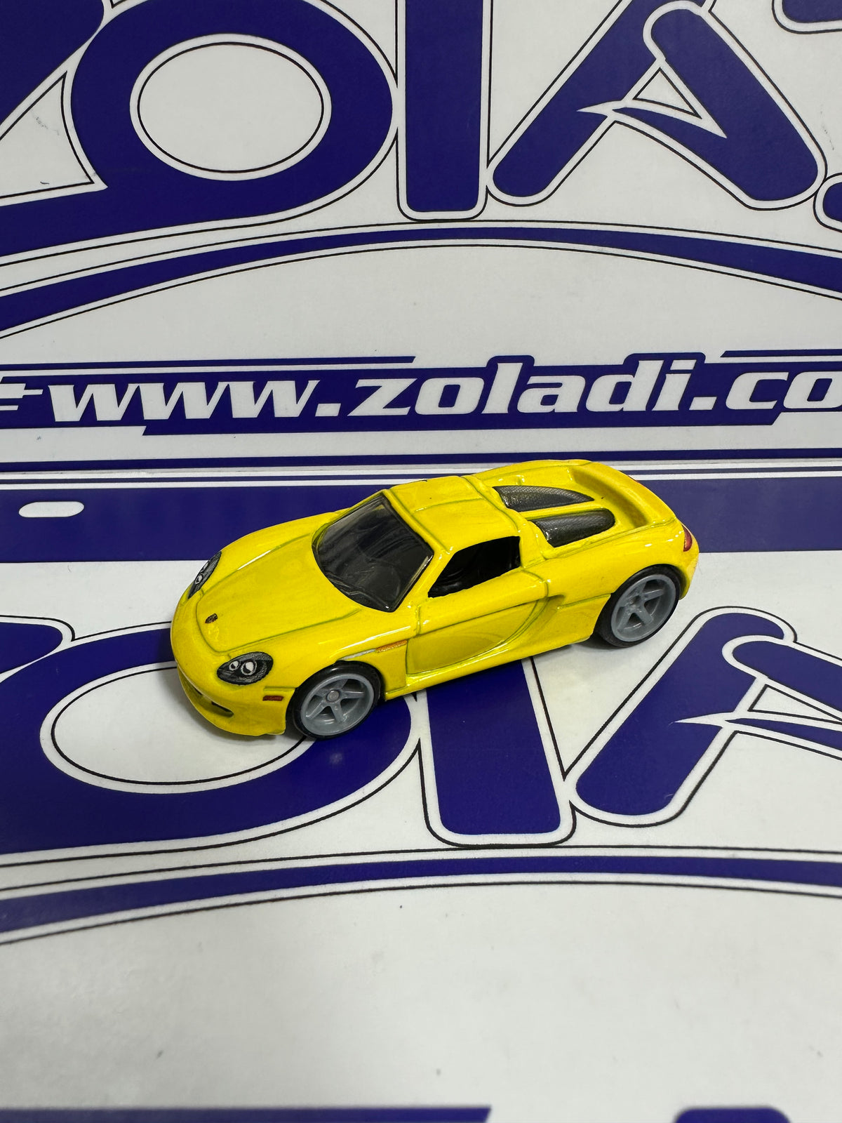 SU PORSCHE CARRERA GT