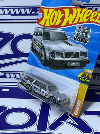 JBB40 VOLVO 240 DRIFT WAGON