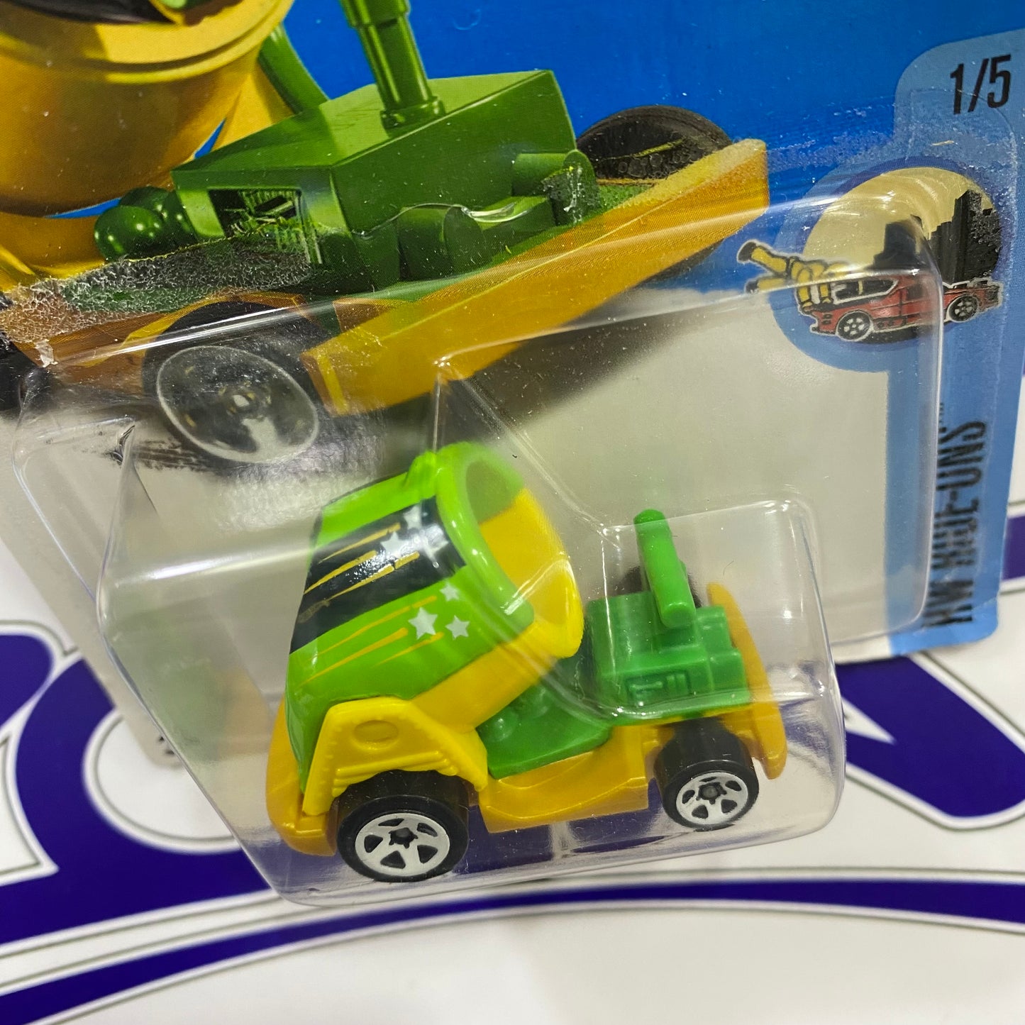 DVC10 BOOM CAR