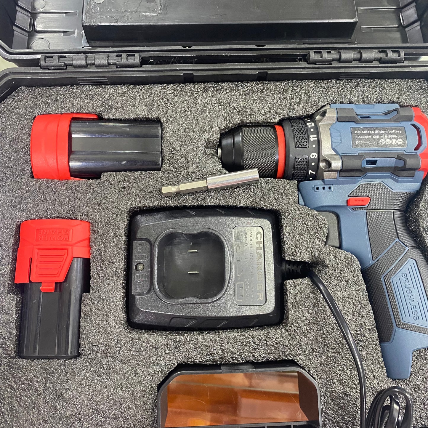 PACK PARA TALADRAR - TALADRO PROFESIONAL CON BATERIAS, DADO Y PUNTA MAGNETICA
