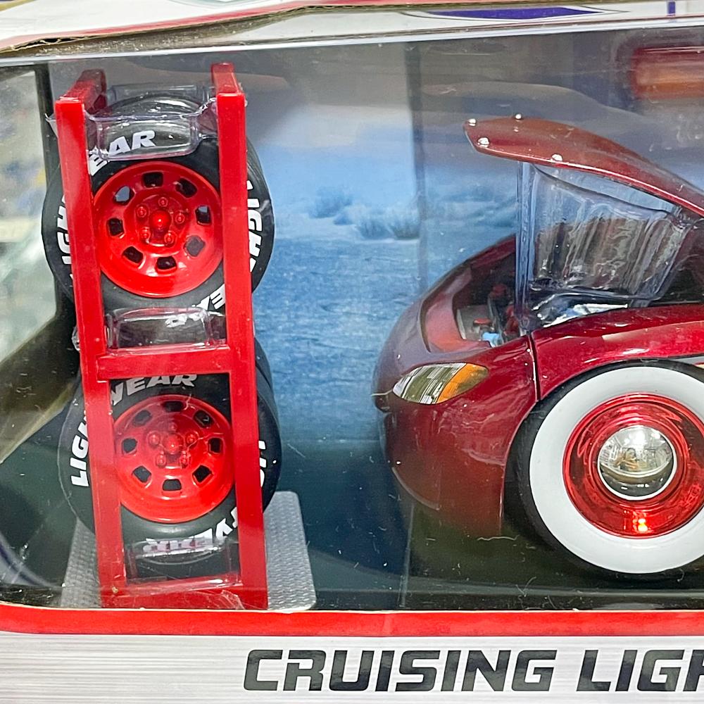 98033 CRUISING LIGHTNING MCQUEEN