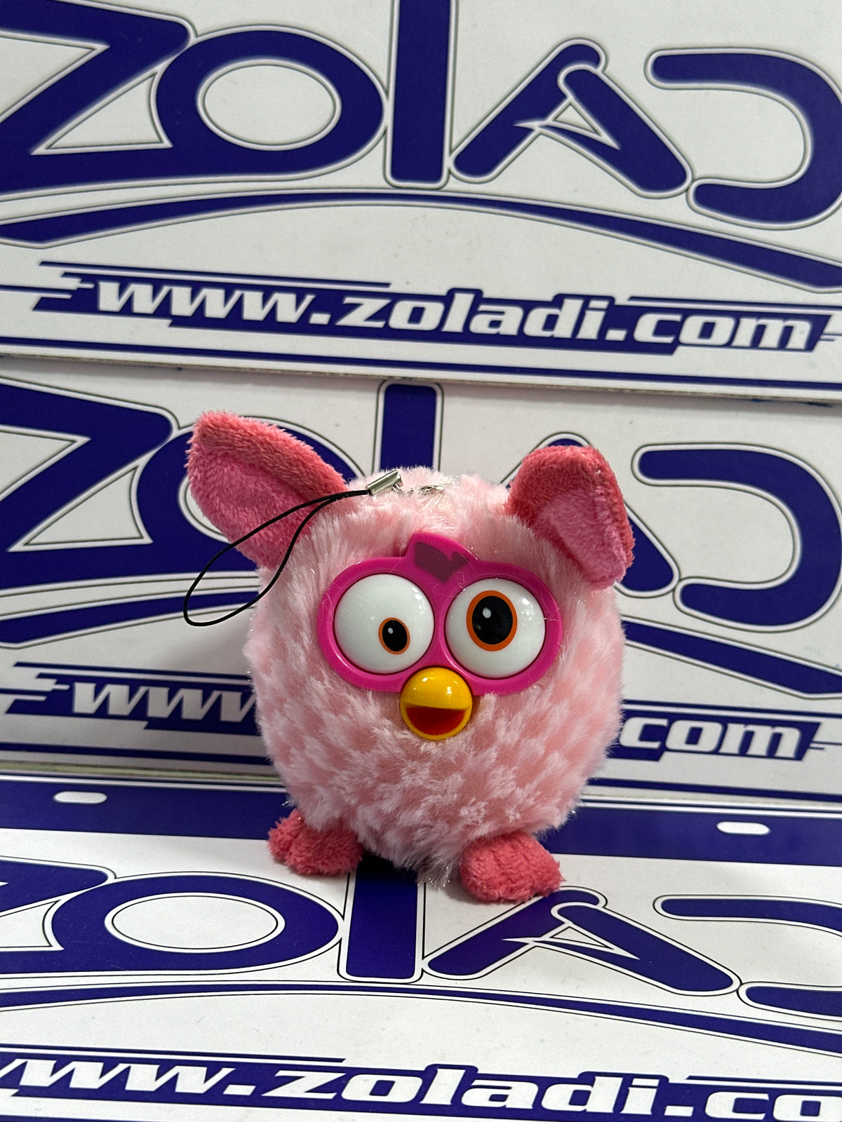 LLAVEROS DE PELUCHE DE FURBY ALEATORIOS