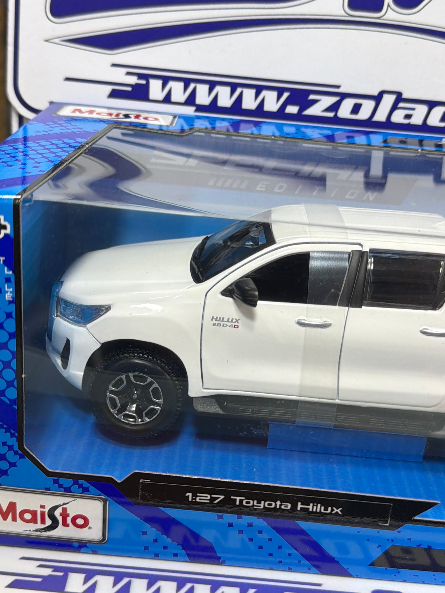 32920 1/24 TOYOTA HILUX