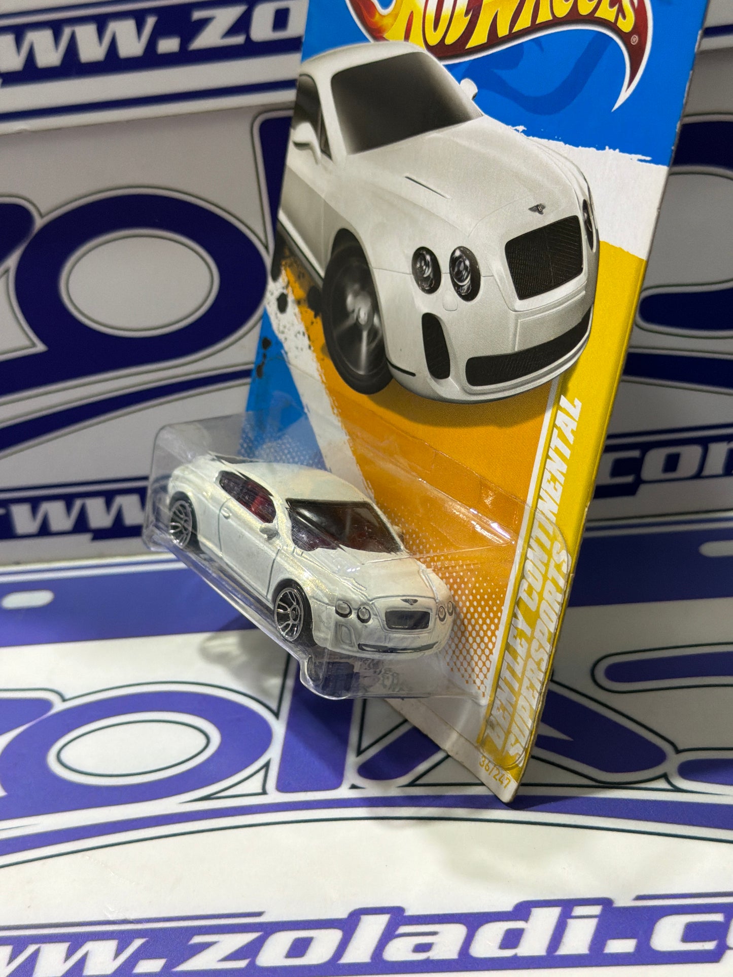 V5324 BENTLEY CONTINENTAL SUPERSPORTS