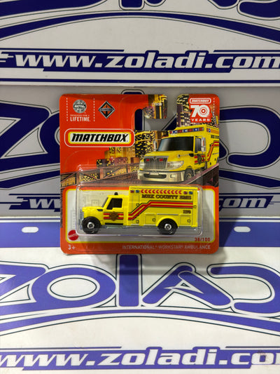 HLD08 INTERNATIONAL WORKSTAR AMBULANCE