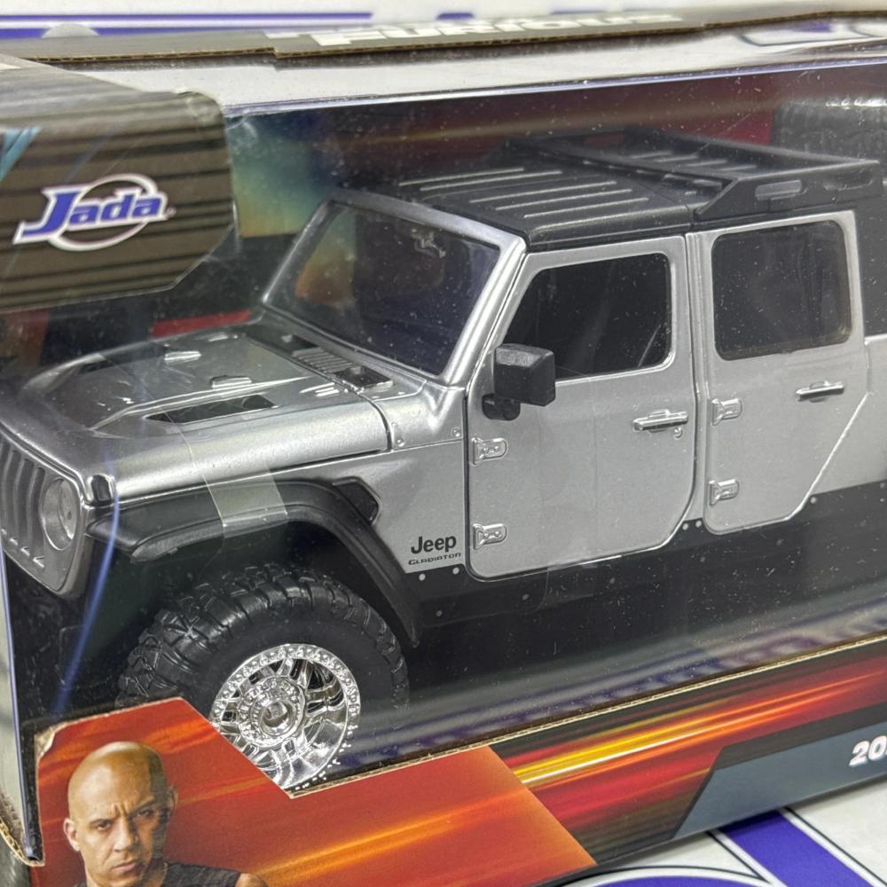 31984 JEEP GLADIATOR 1/24