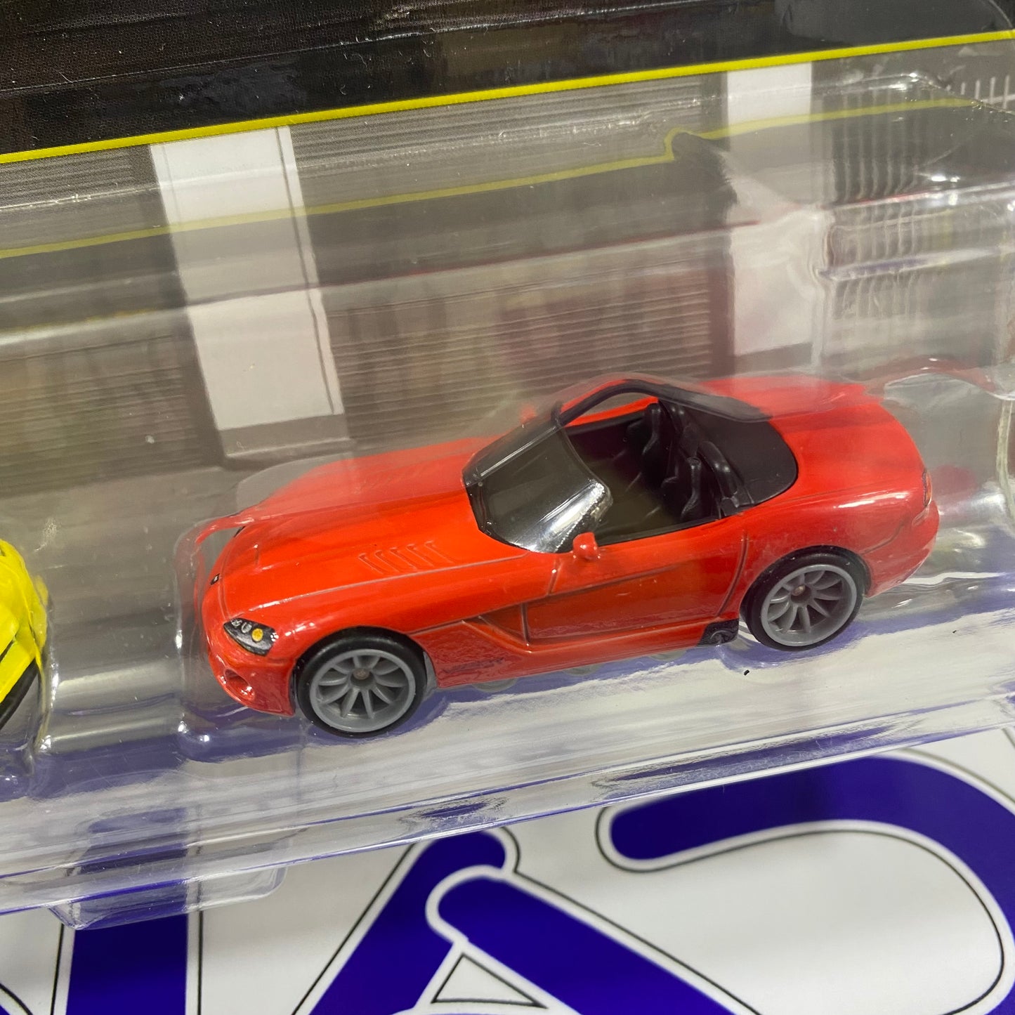 JHW54 2012 CORVETTE Z06 / 2003 DODGE VIPER SRT - 10