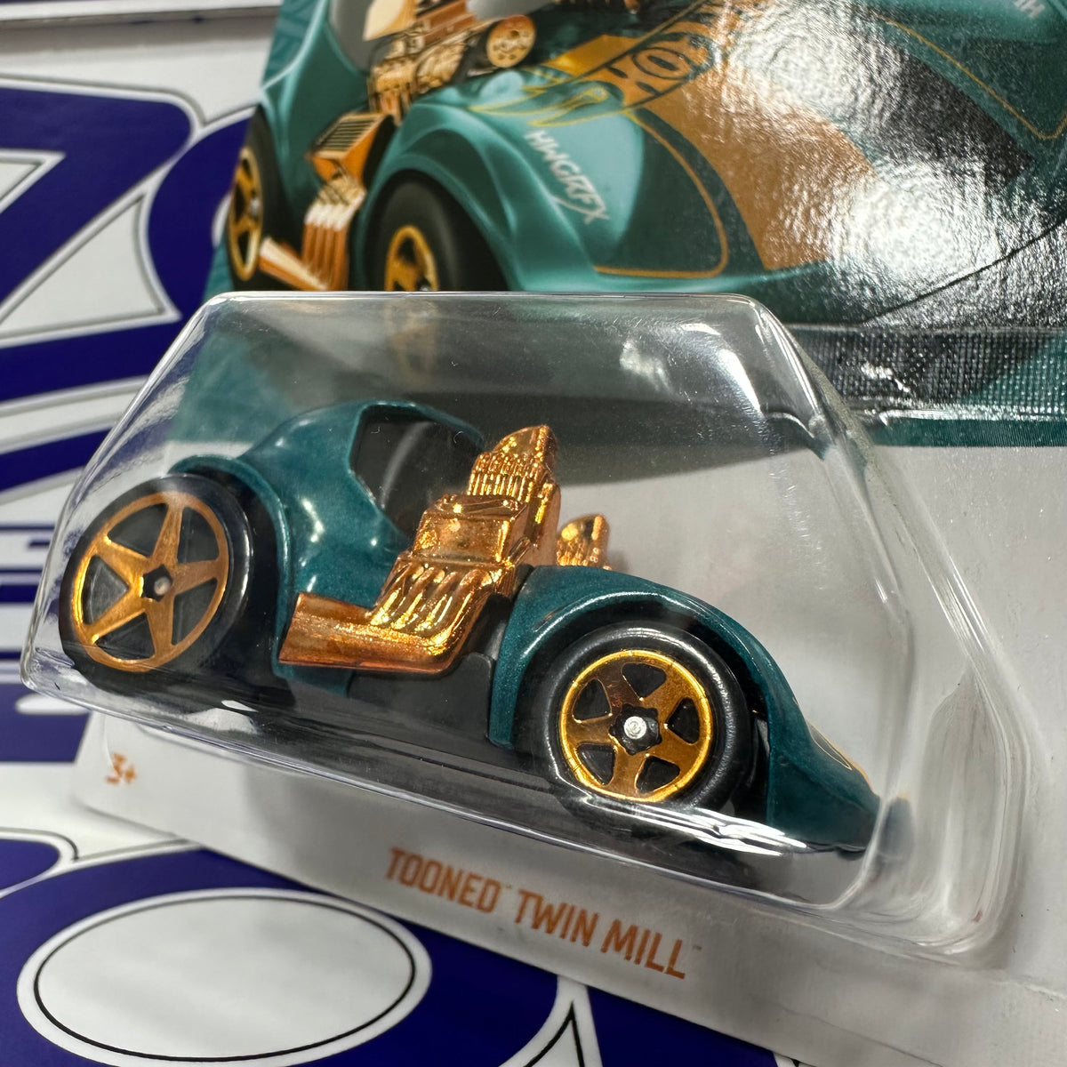 HVX08 TOONED TWIN MILL
