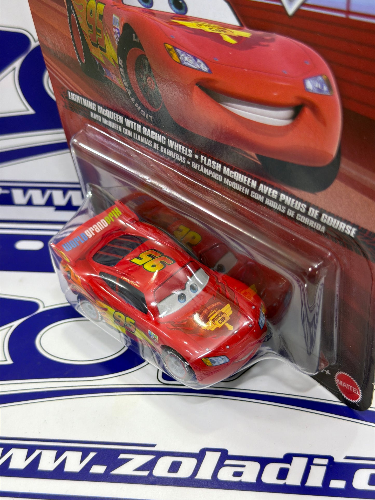 FLM20 LIGHTNING MCQUEEN RACING