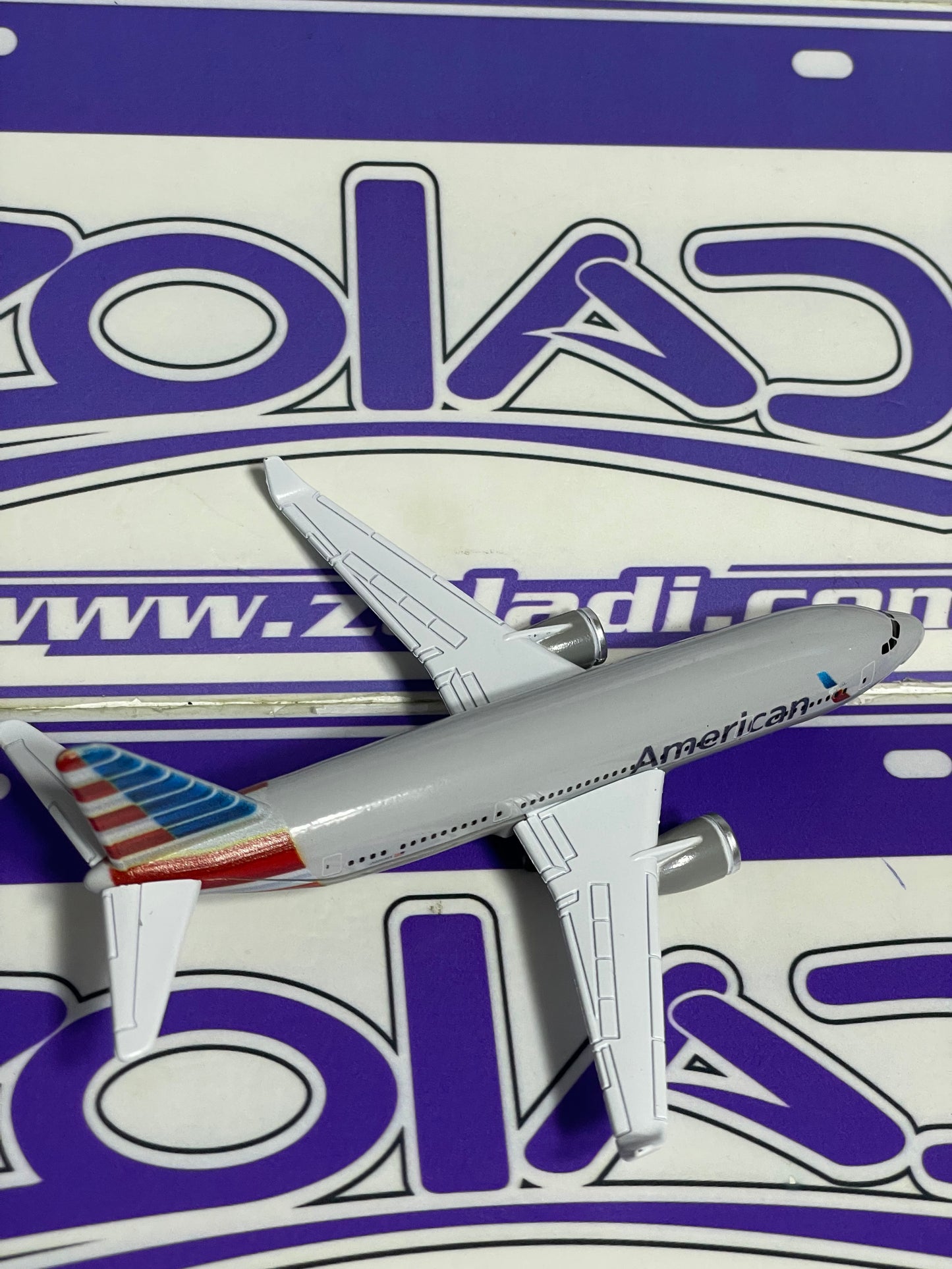 AVIÓN AMERICAN