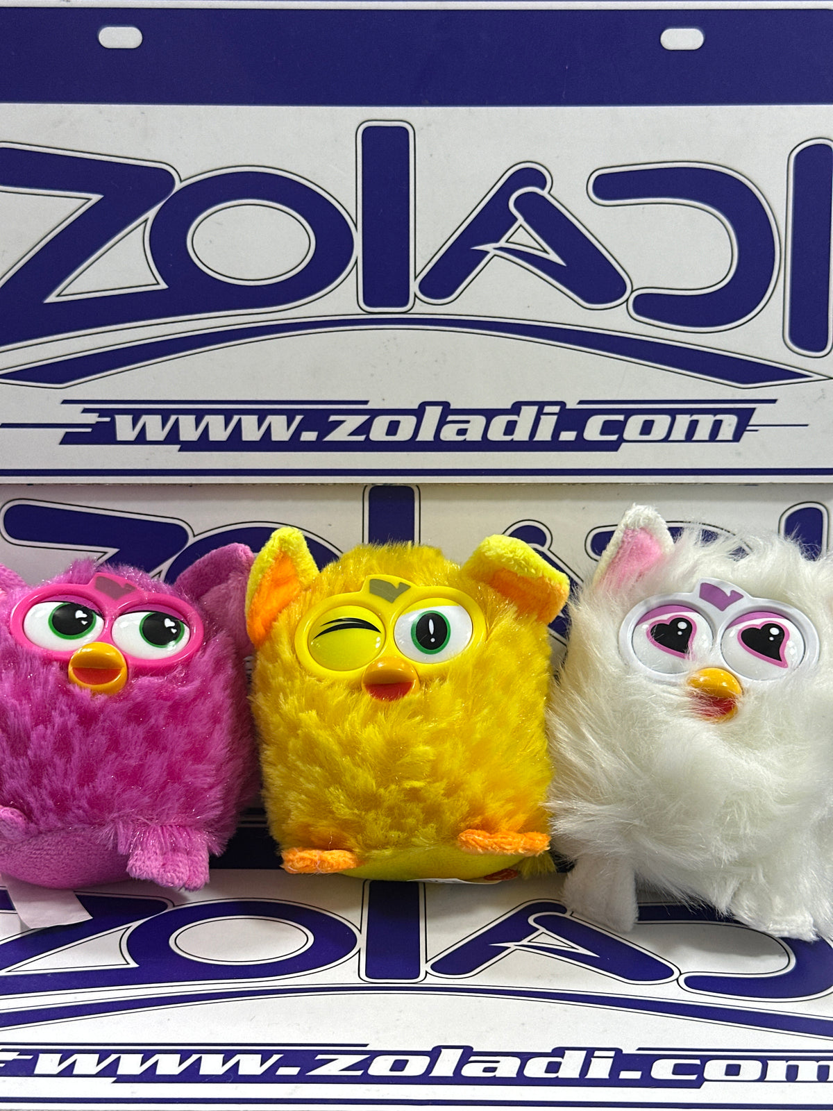 LLAVEROS DE PELUCHE DE FURBY ALEATORIOS