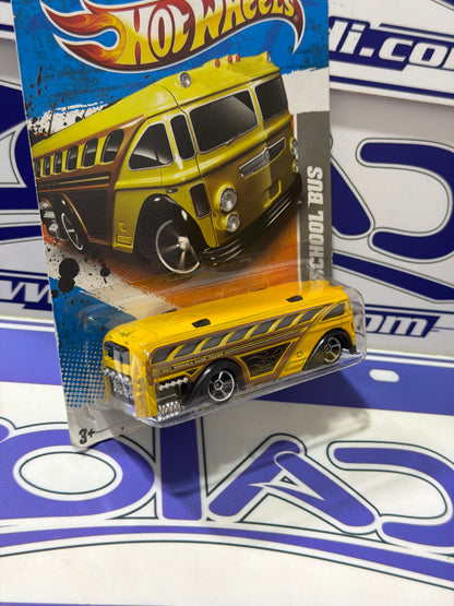 T9775 SURFIN SCHOOL BUS