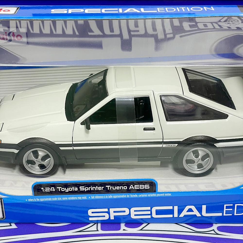 32916 1/24 TOYOTA SPRINTER TRUENO AE86