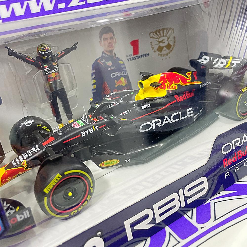 02424 RB19 1/24 MAX VERSTAPPEN #1 RED BULL (INCLUYE EL PILOTO )