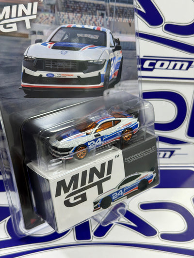1172 FORD MUSTANG DARK HORSE 24 MINI GT (CHASE)