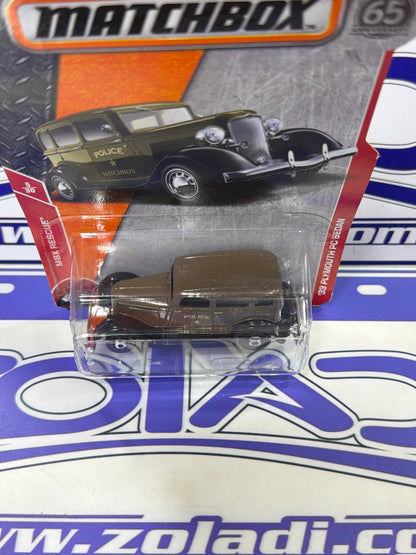 FHG77 PLYMOUTH PC SEDAN