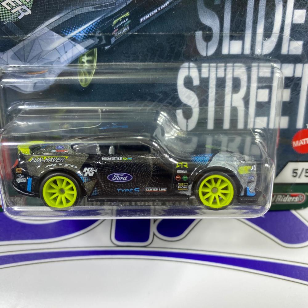 GRJ80 20 FORD MUSTANG RTR SPEC 5