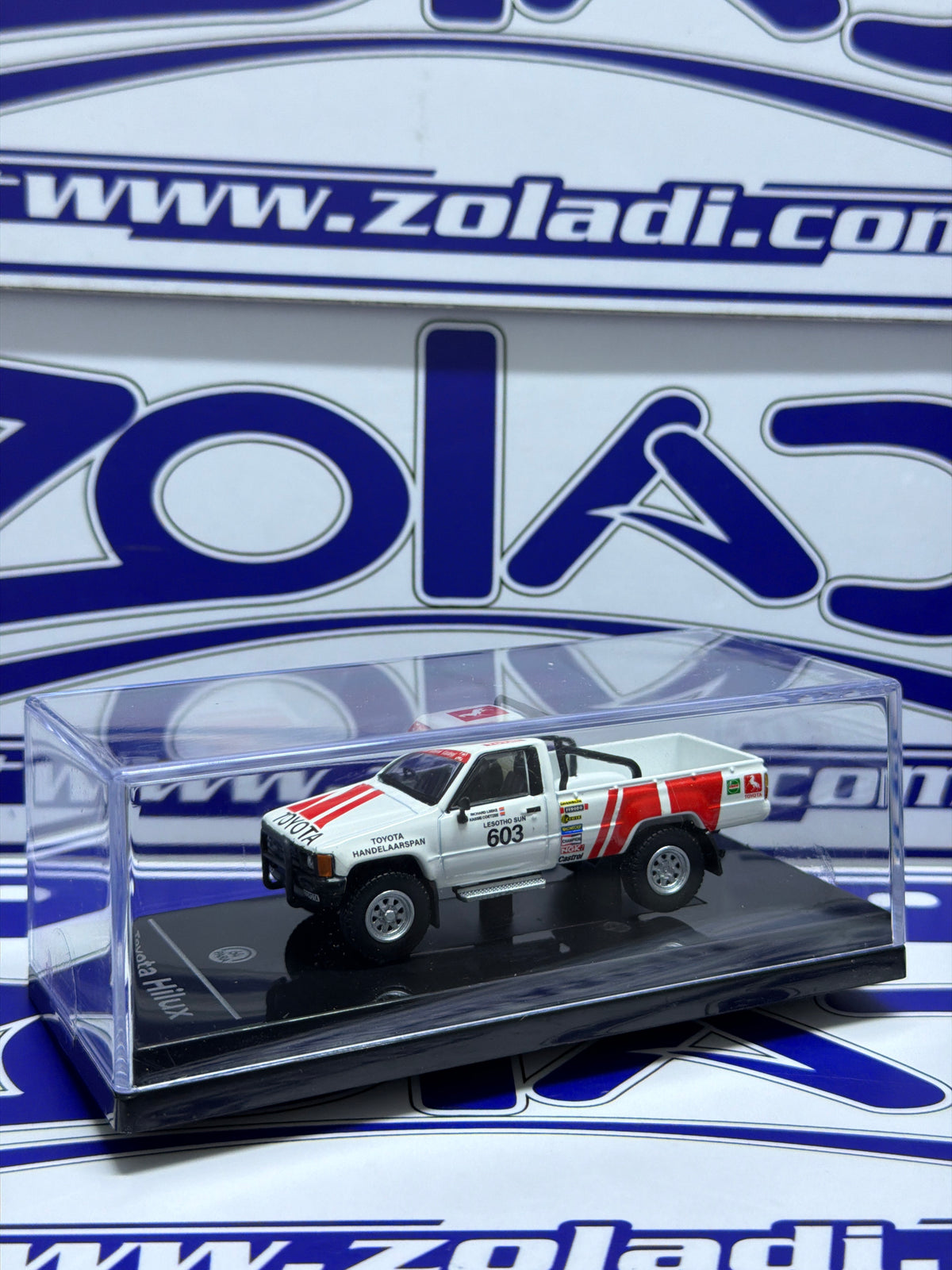 TOYOTA HILUX 1993 ROOF OF ÁFRICA PARA64