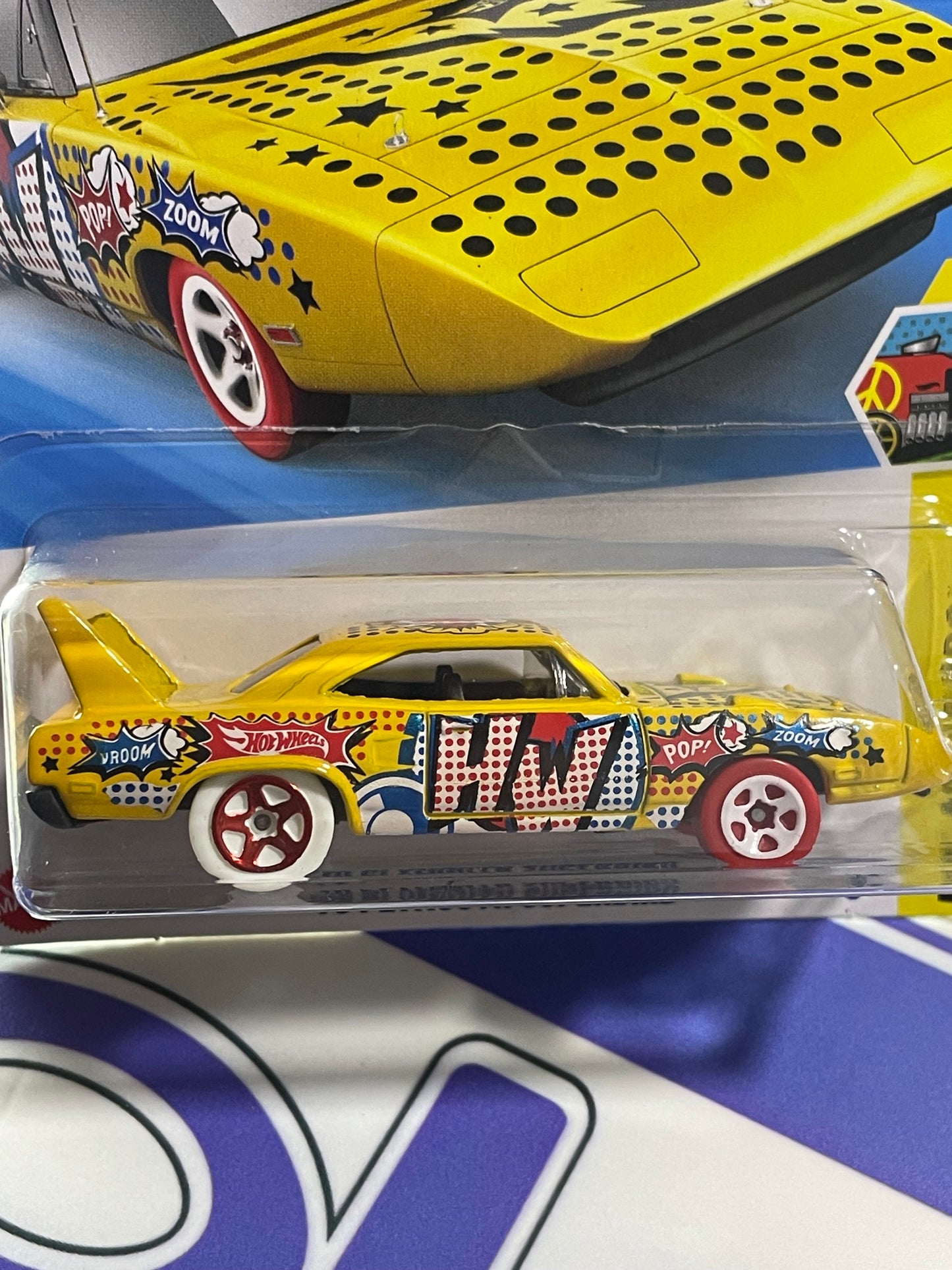 HYX31 70 PLYMOUTH SUPERBIRD