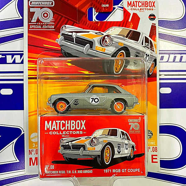 HLJ66  1971 MGB GT COUPE