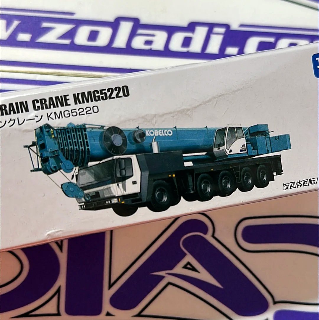 KOBELCO ALL TERRAIN CRANE KMG5220 Takara Tomy
