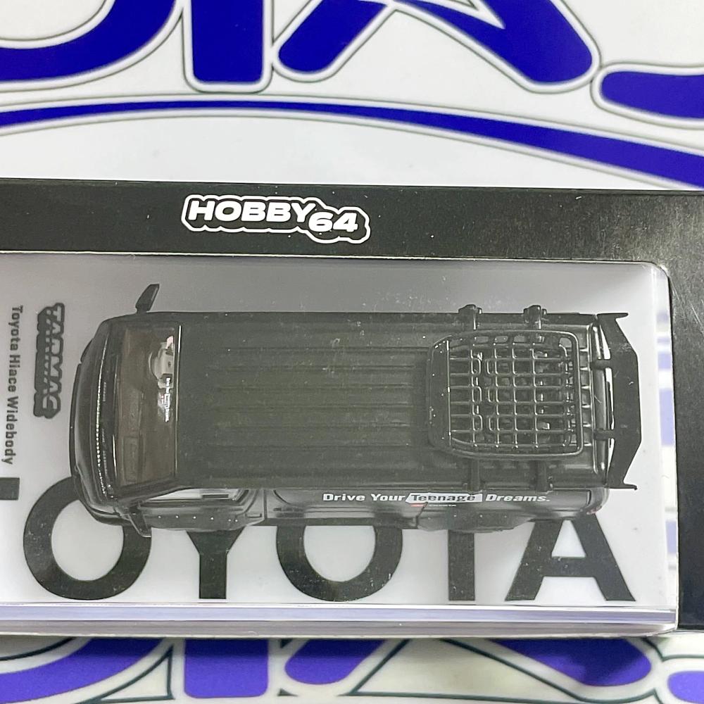 TARMAC TOYOTA HIACE WIDEBODY