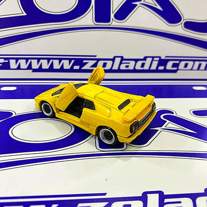SU TOMICA LAMBORGHINI DIABLO SV