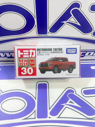 TOMICA MITSUBISHI TRITÓN