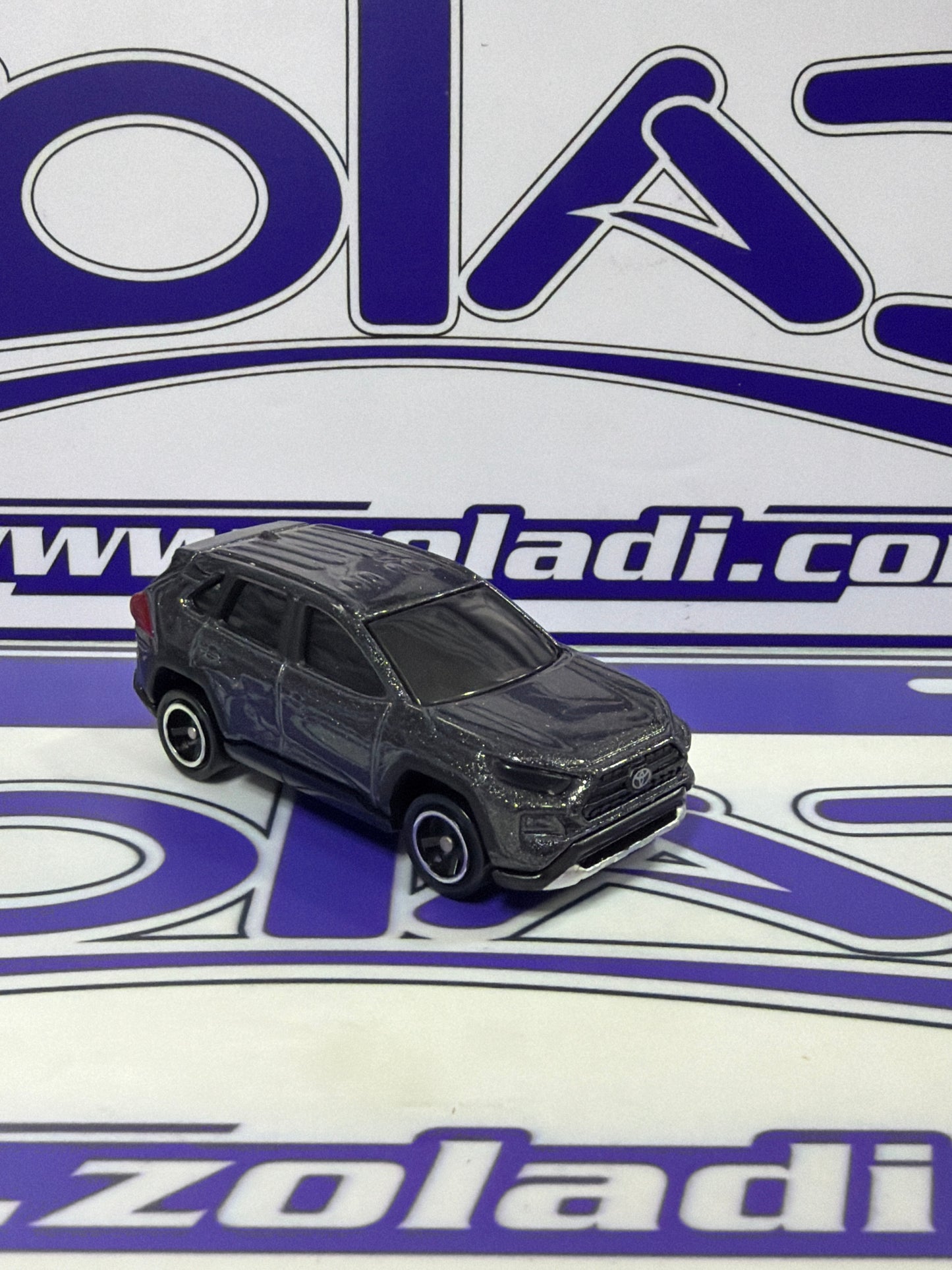 20 TOYOTA RAV4 TAKARA TOMY