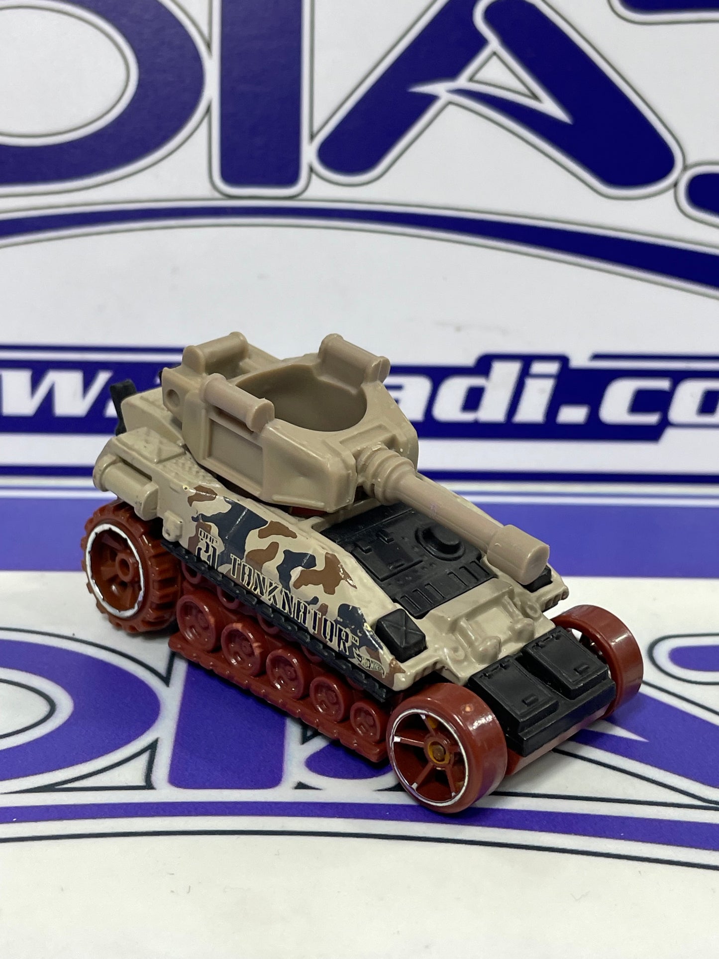 SU TANKNATOR